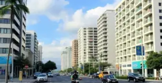 obra da Avenida Plínio Lemos